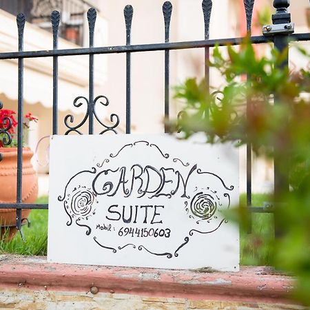 Garden Suite Néa Péramos Eksteriør billede