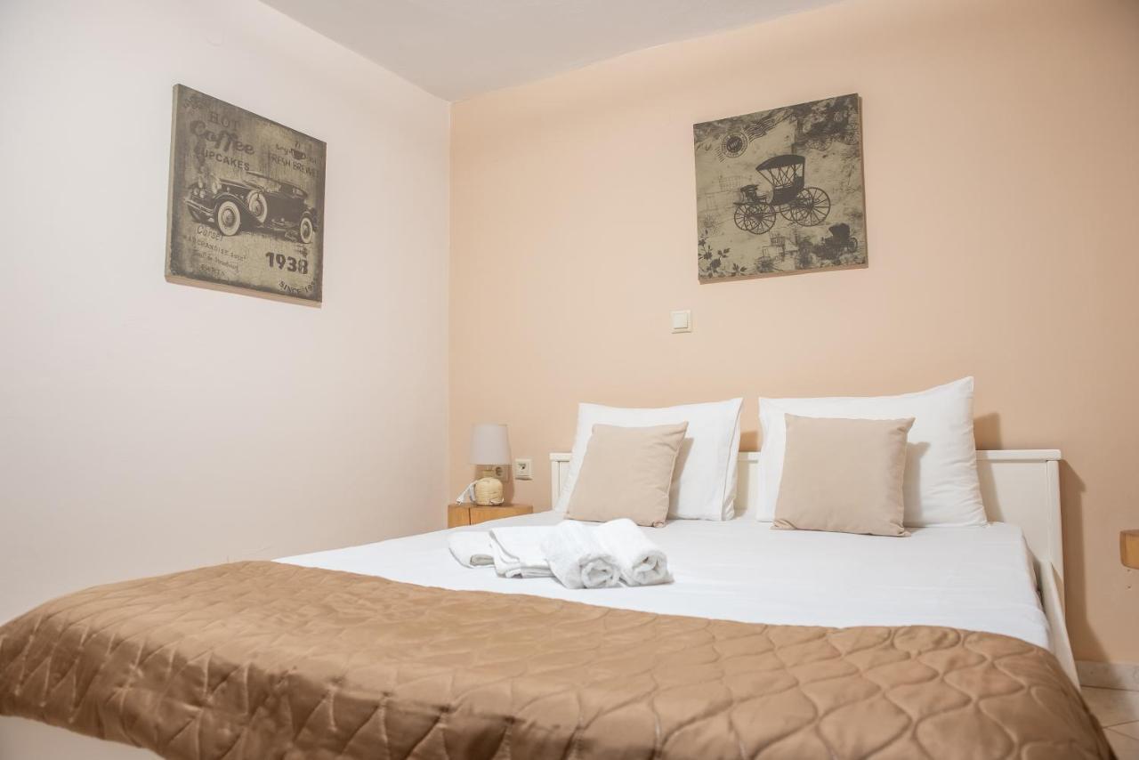 Garden Suite Néa Péramos Eksteriør billede